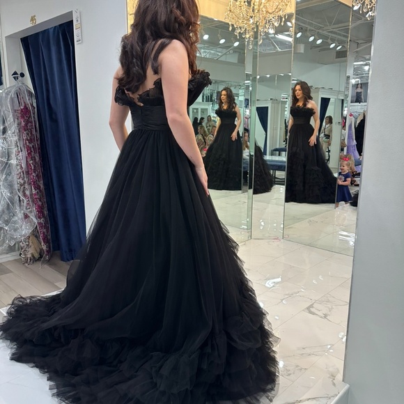 Sherri Hill Prom or Pageant Dress - Picture 2 of 2